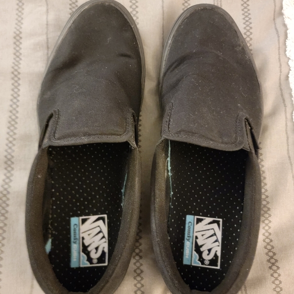 Men NWOT size 13 comfycush slip-on vans sneakers black WORN FOR A MIN. TOO SMALL - Picture 5 of 5
